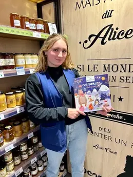 663-distribution-des-calendriers-de-l-aventbiocoop-au-gre-des-saisons.webp